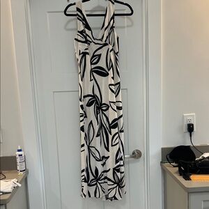 Black and white linen dress